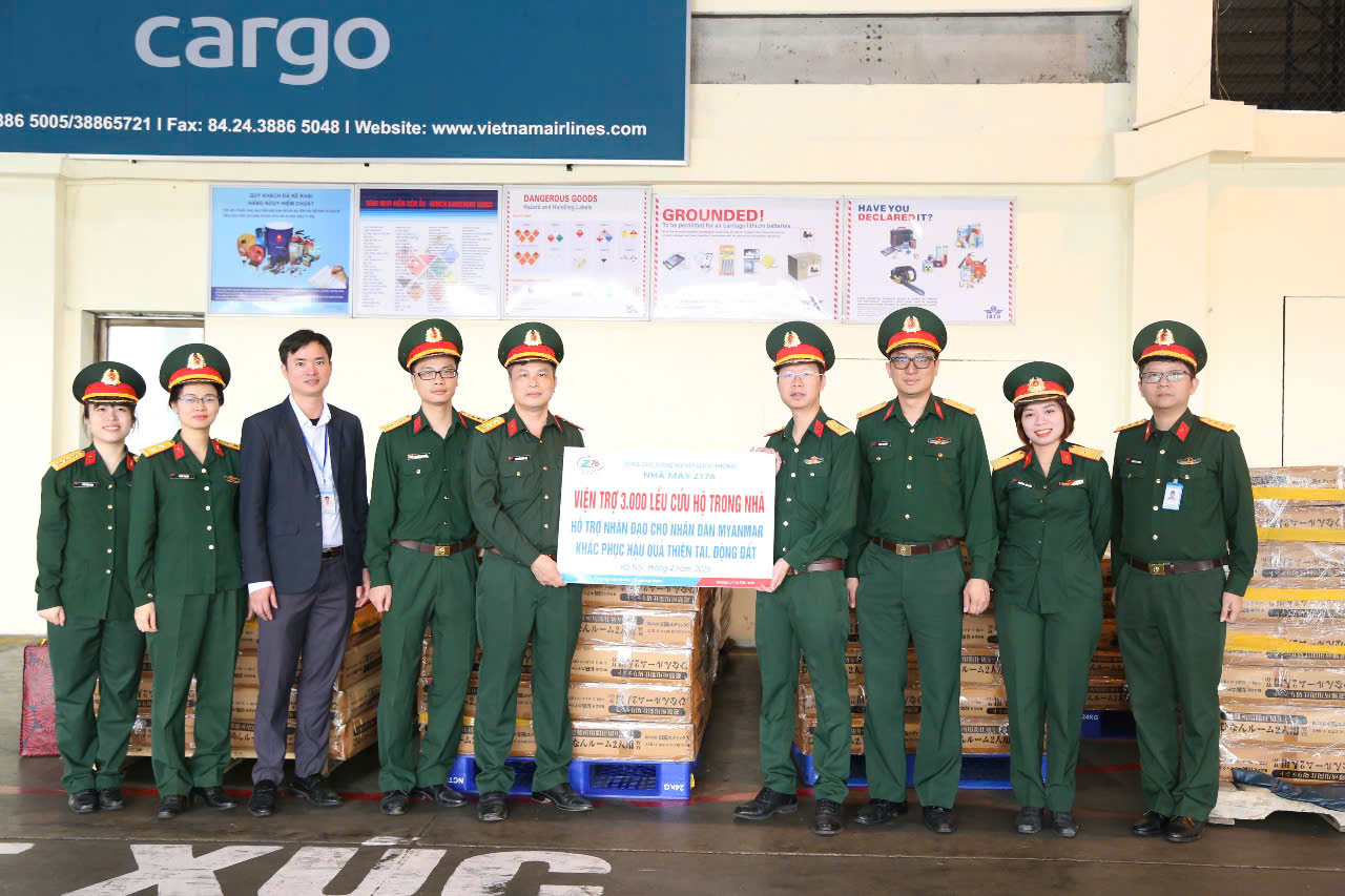 Nhà máy Z176 viện trợ lều cứu hộ tặng nhân dân Myanmar